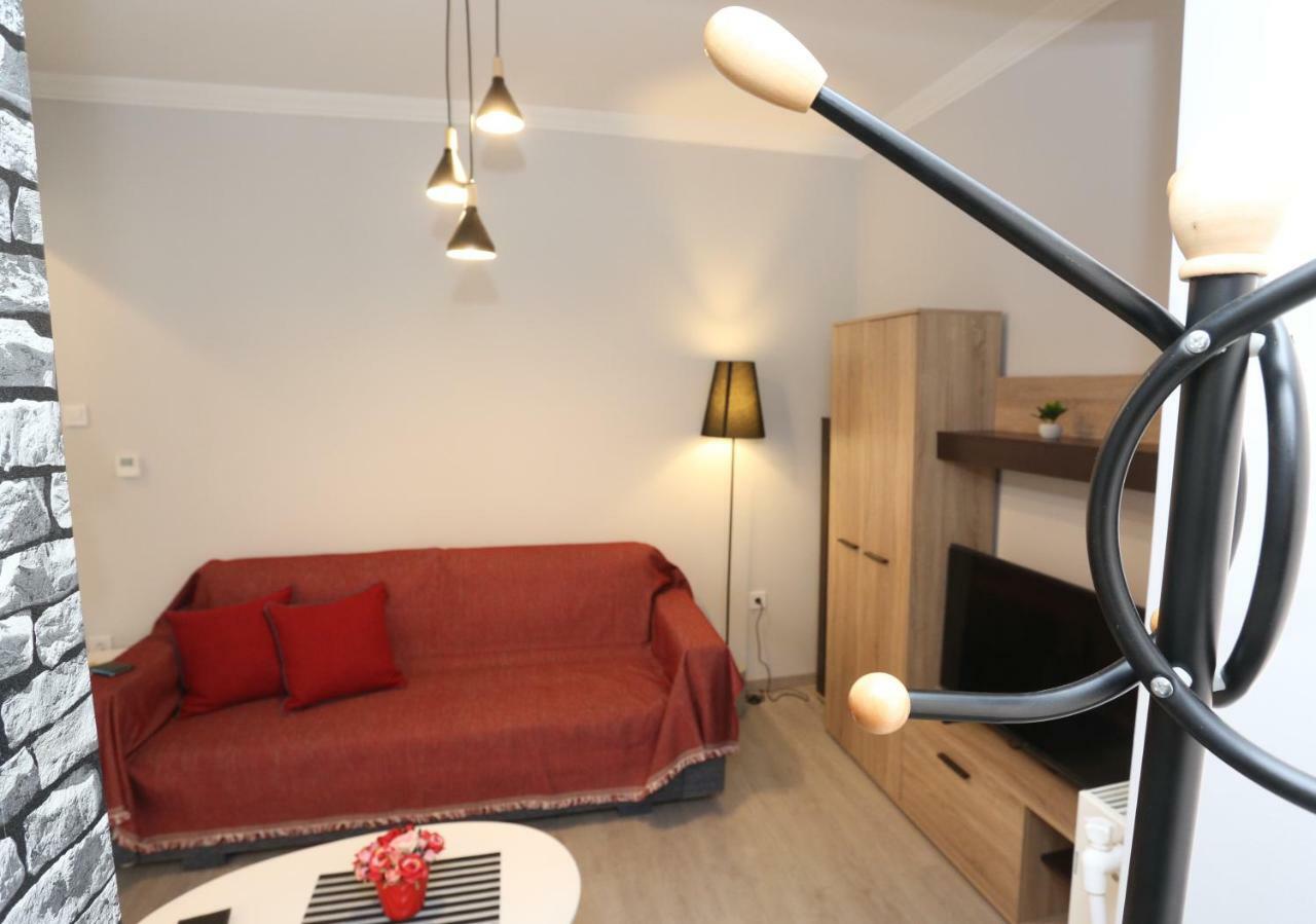 Oli'S Luxury Apartment Salonicco Esterno foto
