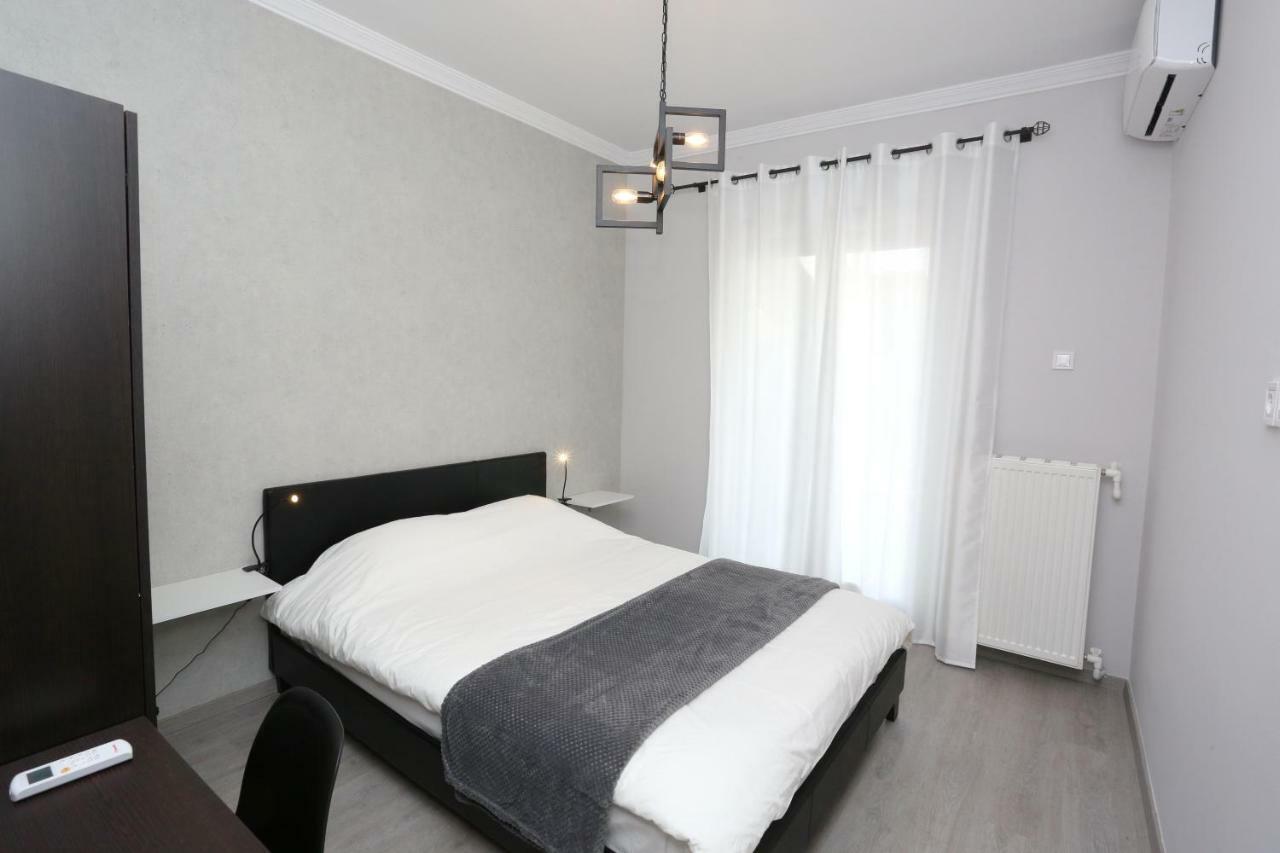 Oli'S Luxury Apartment Salonicco Esterno foto