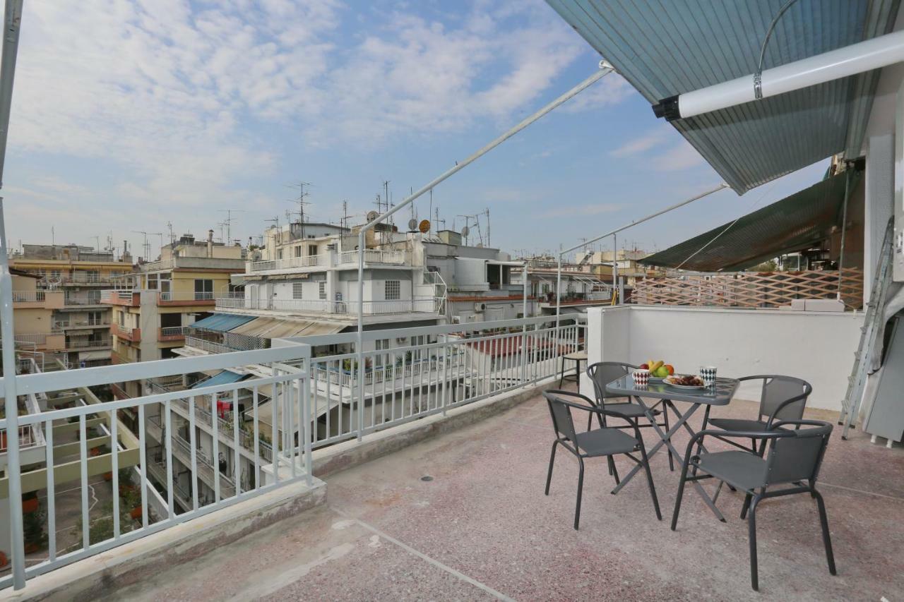 Oli'S Luxury Apartment Salonicco Esterno foto